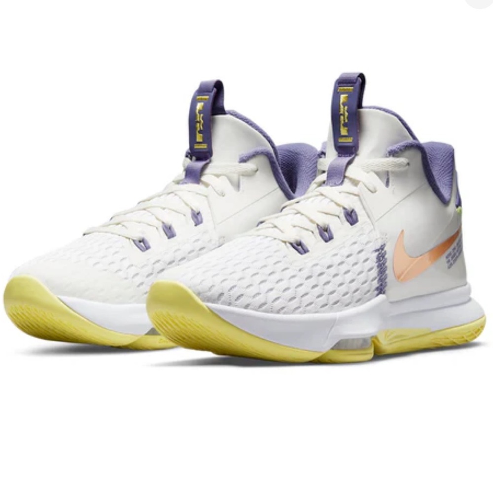 NIKE LeBron Witness 5 EP 'Summit White Metallic Bronze' CQ9381-102 Woman’s Sz 7